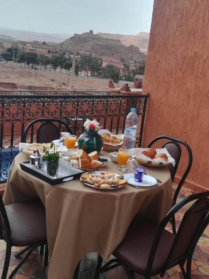 Riad Ouinz Ait Benhaddou Exteriör bild