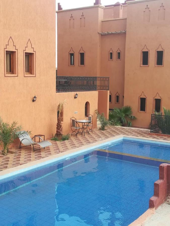 Riad Ouinz Ait Benhaddou Exteriör bild