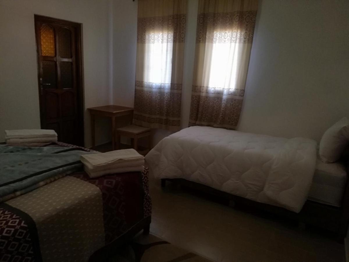 Riad Ouinz Ait Benhaddou Exteriör bild