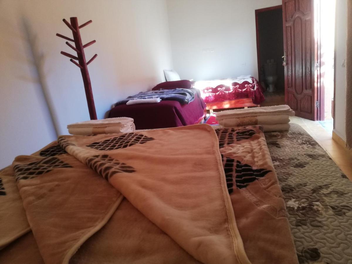 Riad Ouinz Ait Benhaddou Exteriör bild